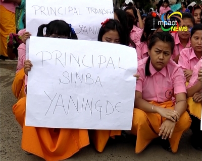 TG STUDENTS DEMAND GOVT TO REVOKE SCHOOL PRINCIPAL’S TRANSFER ORDER